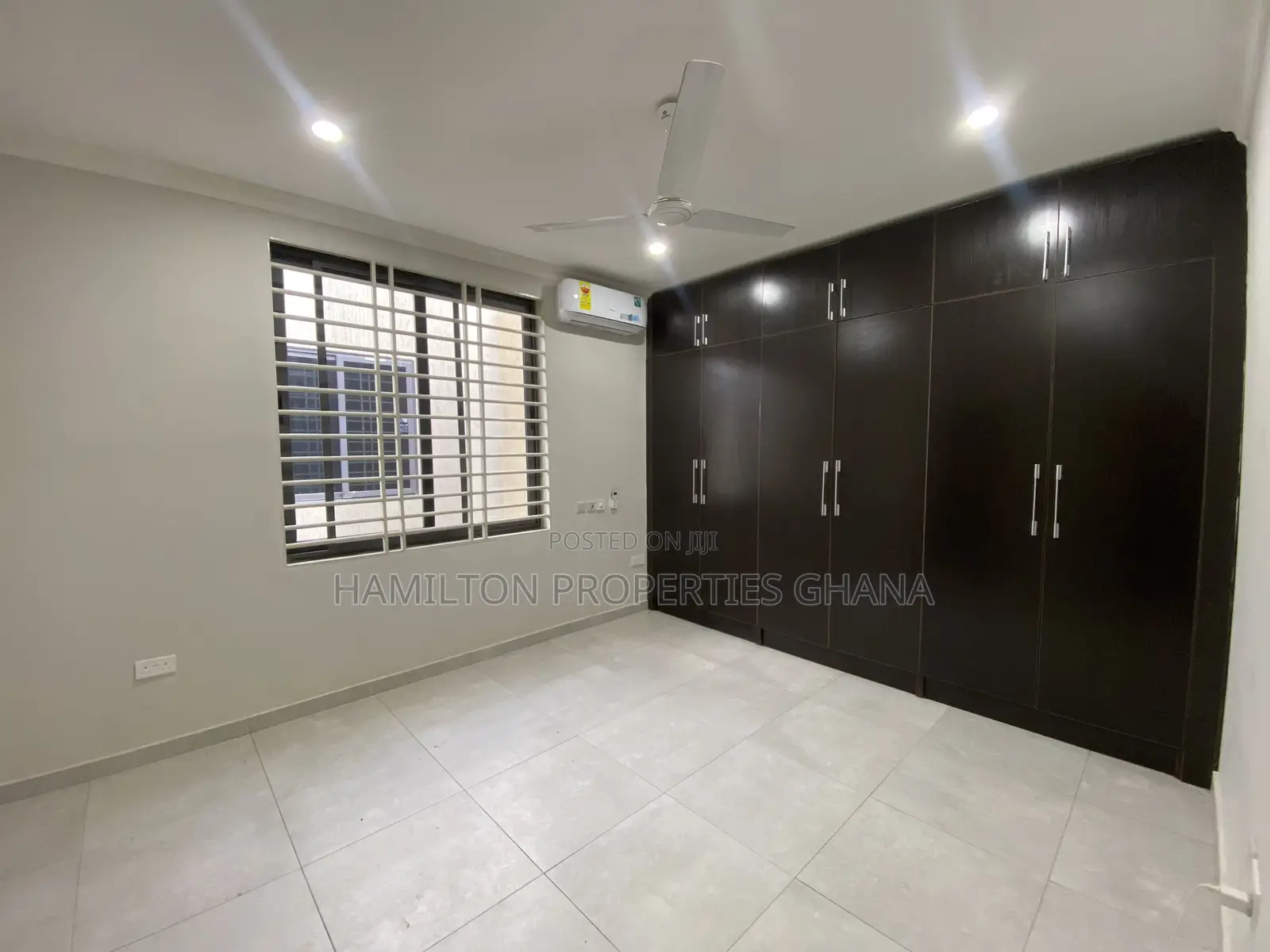 4bdrm Mansion in Lakeside Estates for rent