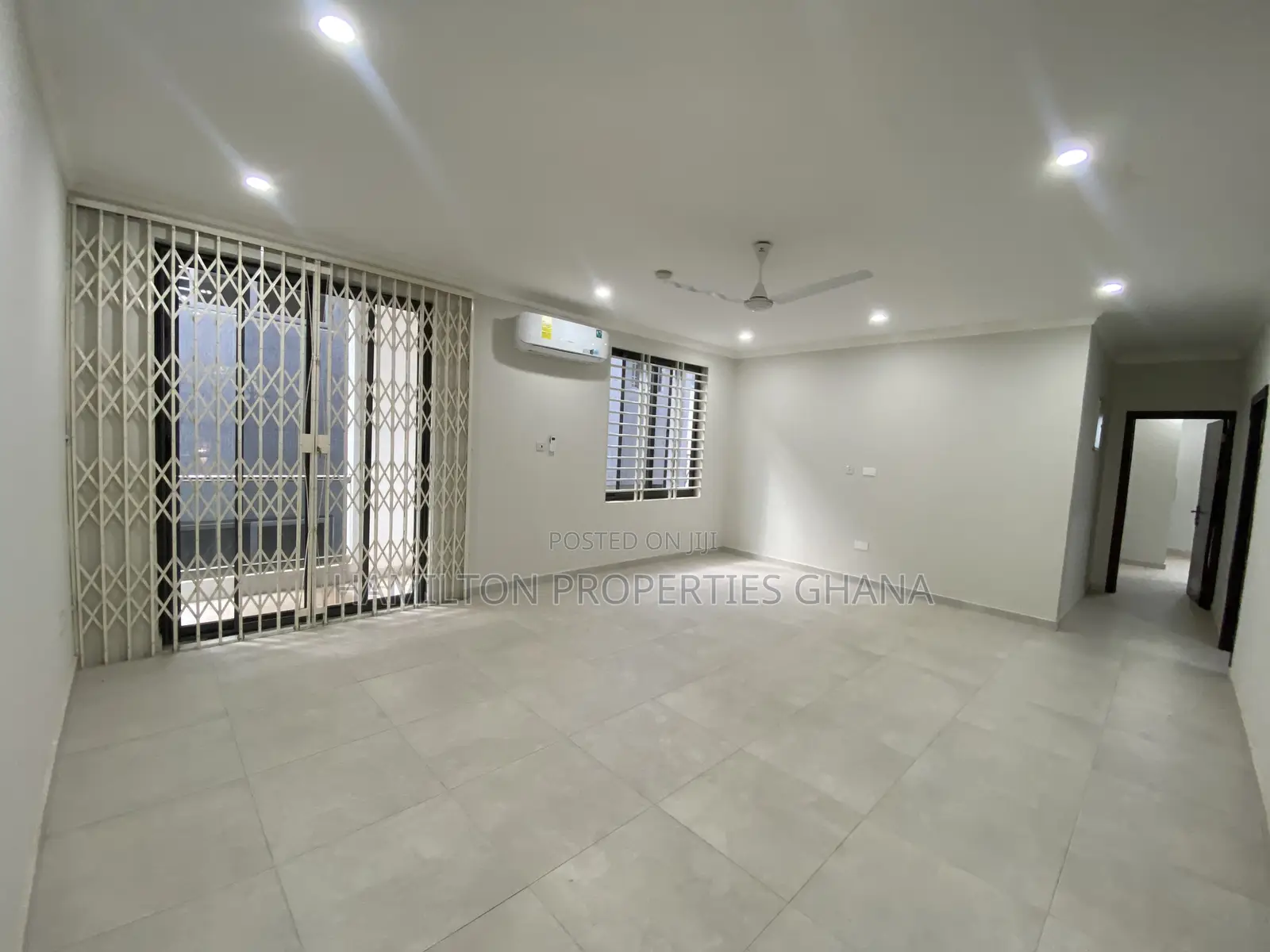 4bdrm Mansion in Lakeside Estates for rent