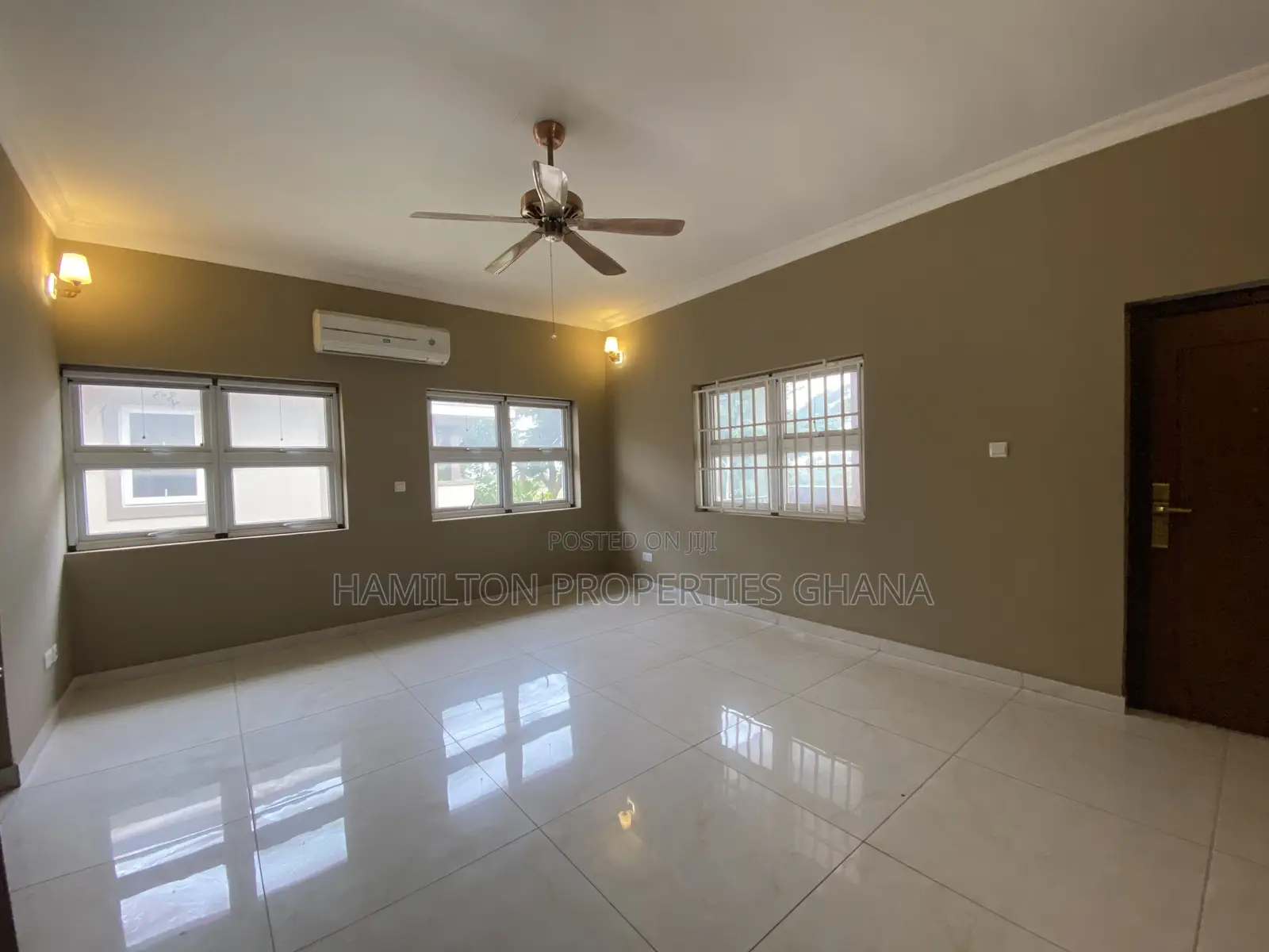 4bdrm House in East Legon Apricot for sale
