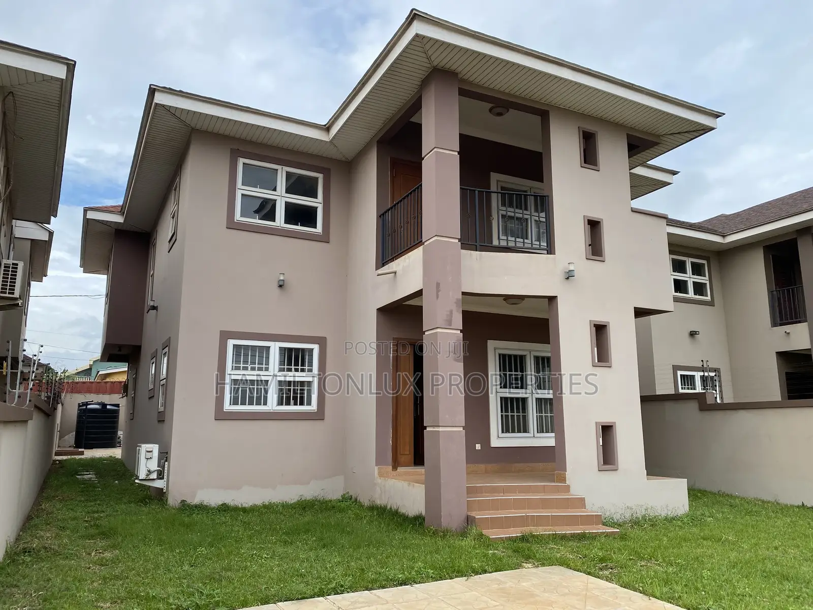 4bdrm House in East Legon Apricot for sale