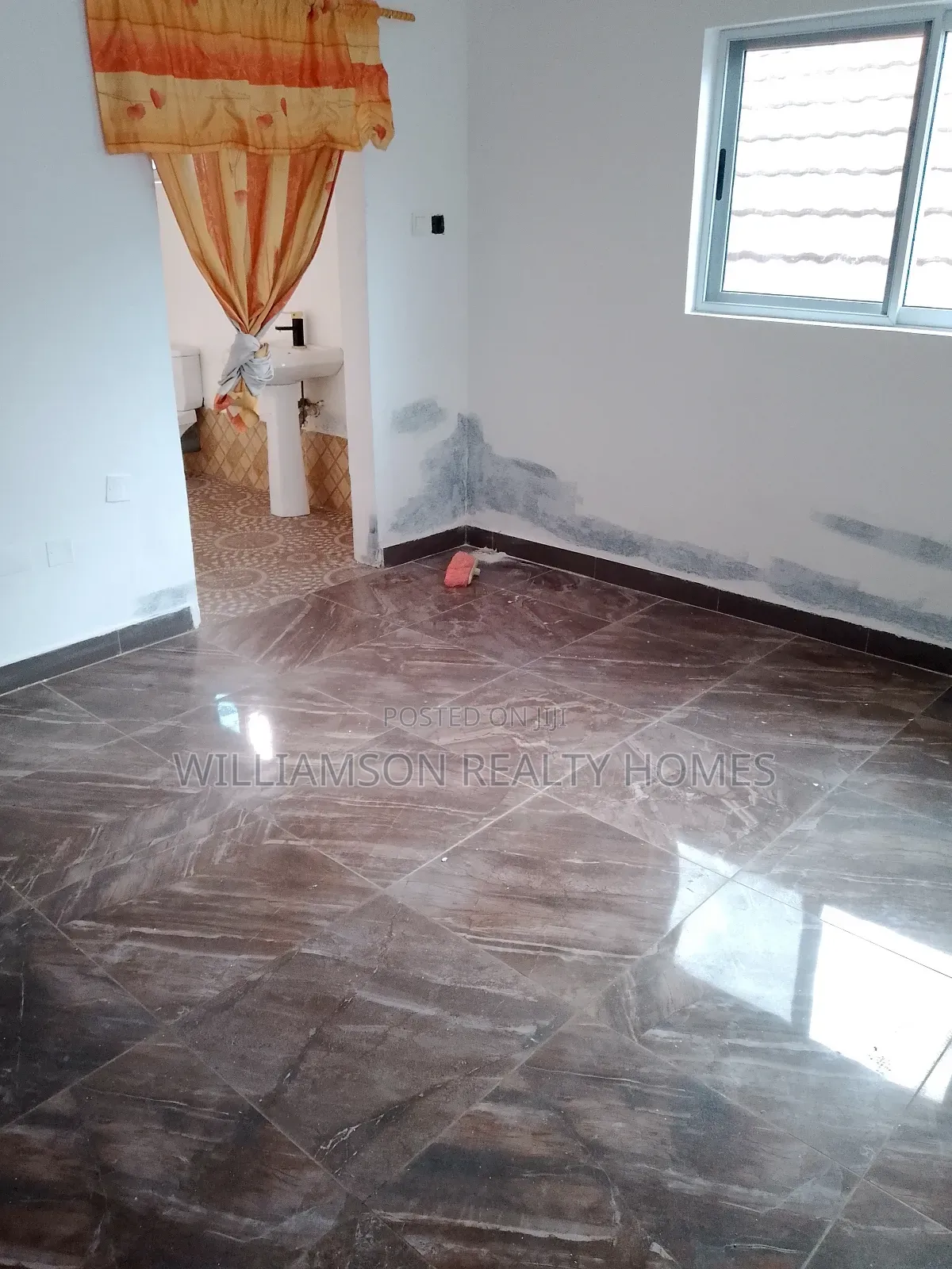 1bdrm Apartment in Community 18 Road, Spintex for rent
