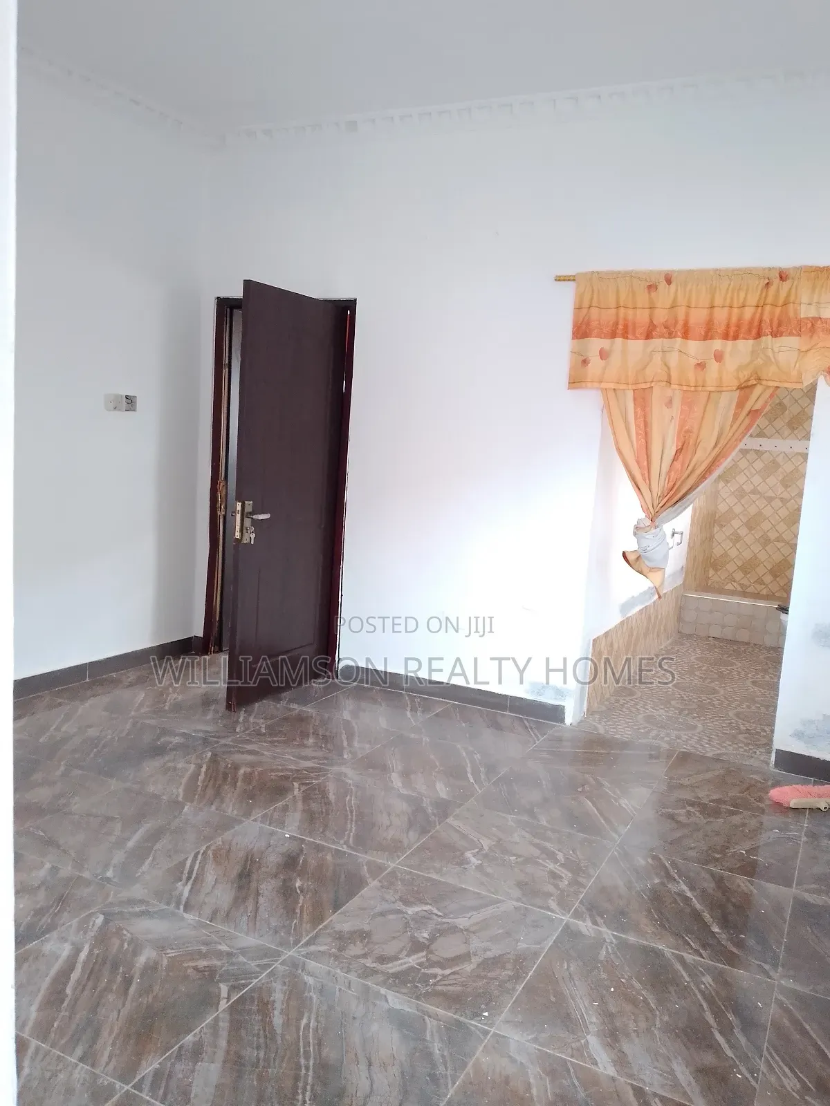 1bdrm Apartment in Community 18 Road, Spintex for rent
