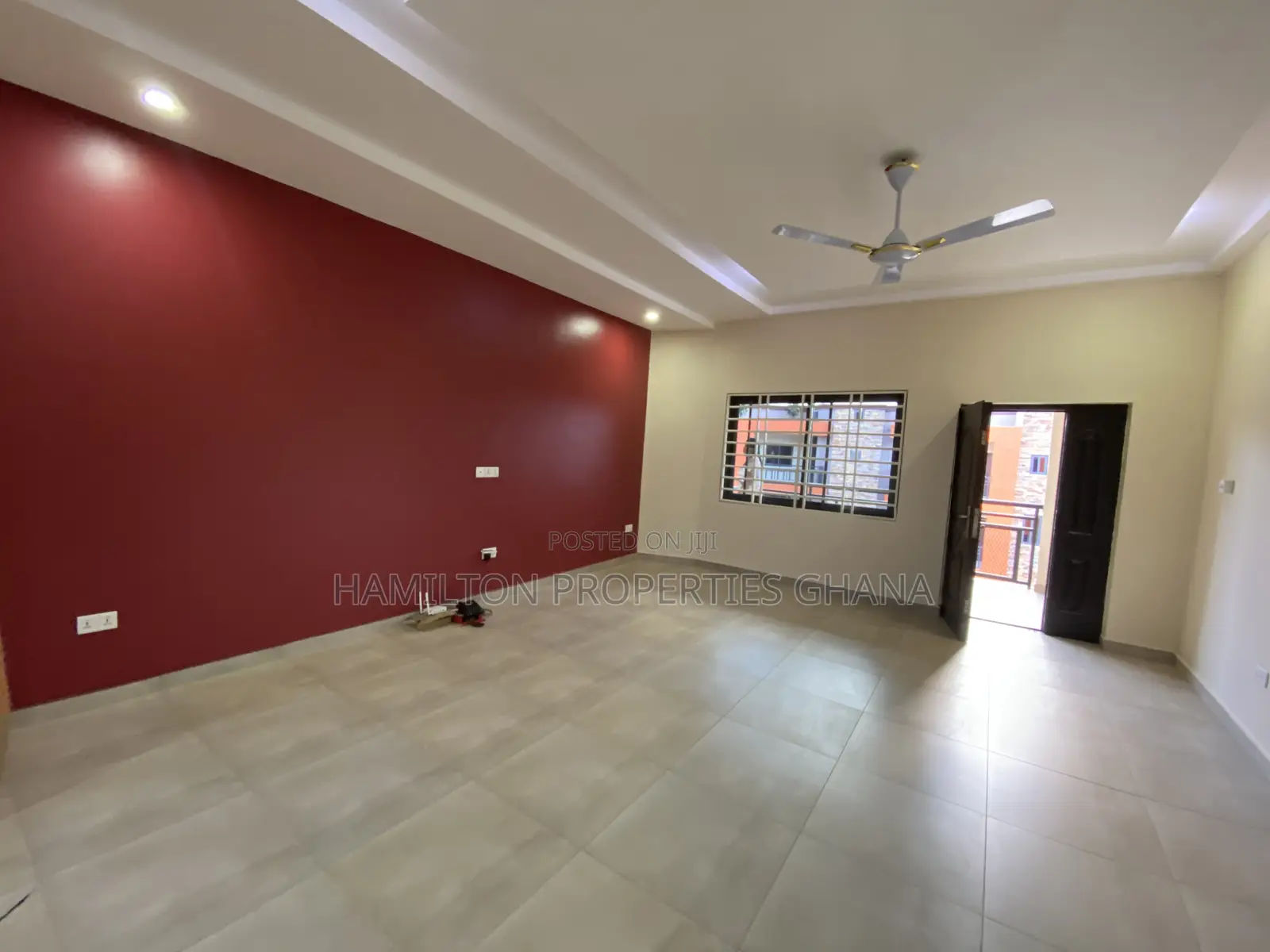 3bdrm Apartment in School Junction for rent