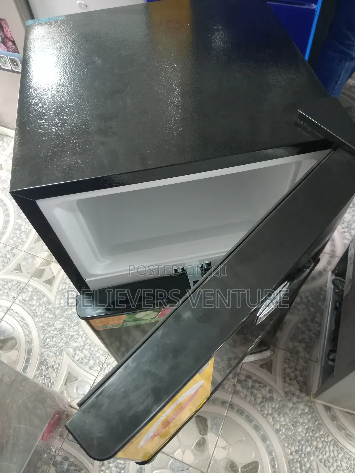Sleek Design Double Top Freezer Door 80l Fridge Westpool
