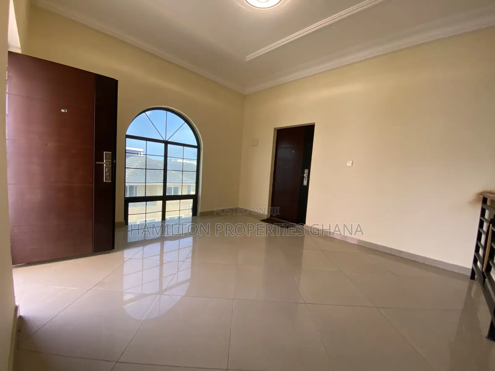 2bdrm Apartment in East Legon Boundary for rent