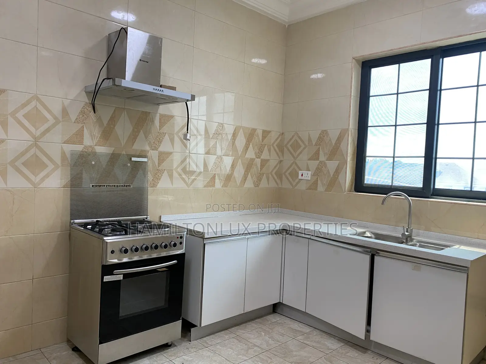 2bdrm Apartment in East Legon Boundary for rent
