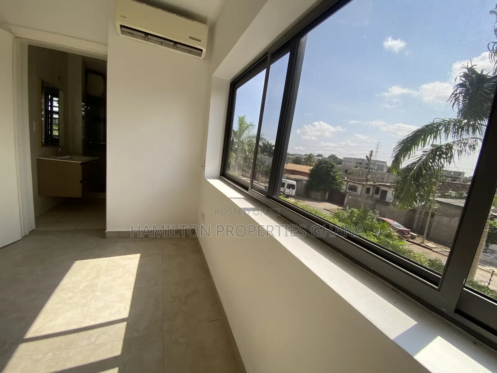 3bdrm Townhouse / Terrace in East Legon Prime for rent