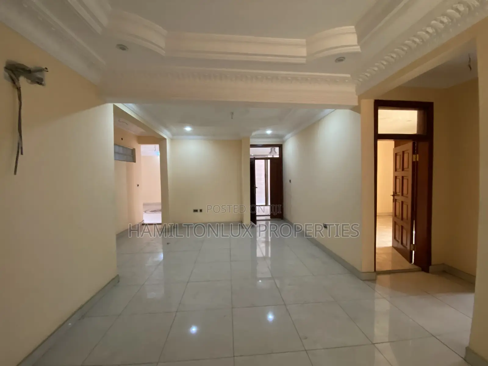 3bdrm Apartment in Papas Pizza, East Legon for rent