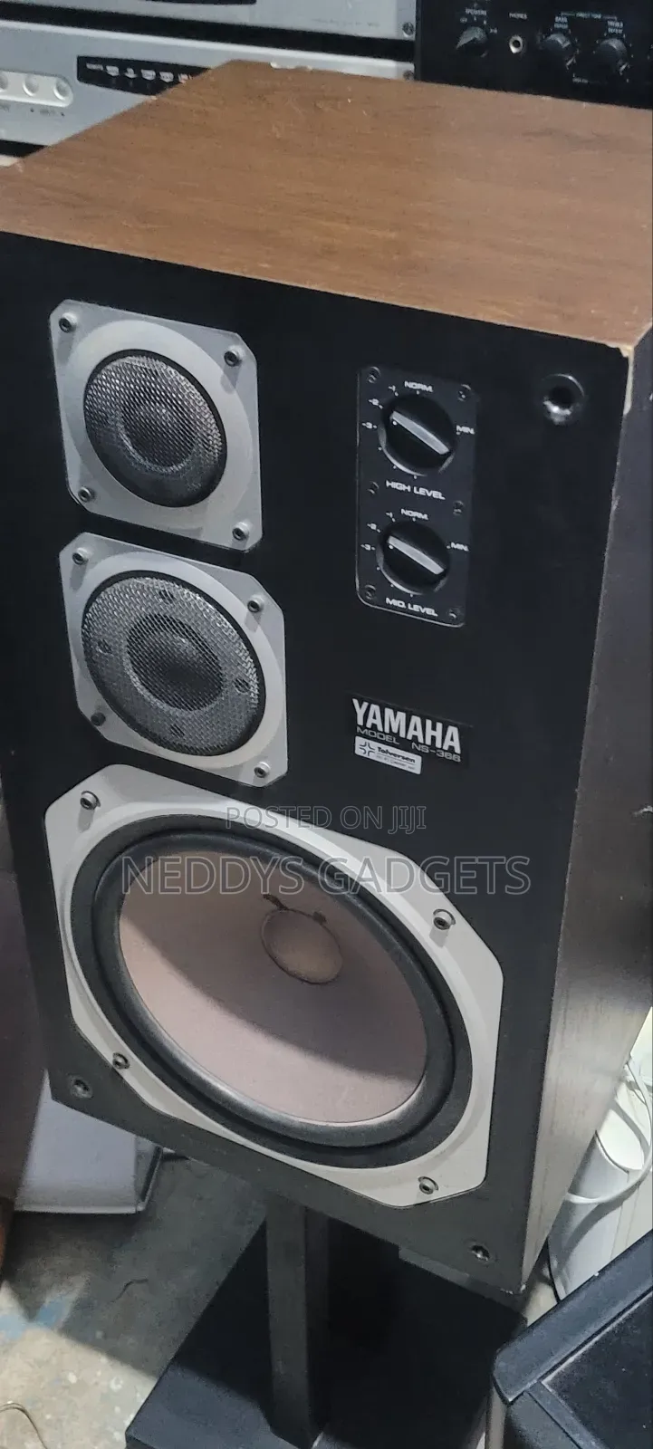 Yamaha Ns-366 Speakers