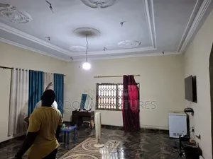 5bdrm House in Atasomanso, Kumasi Metropolitan for sale