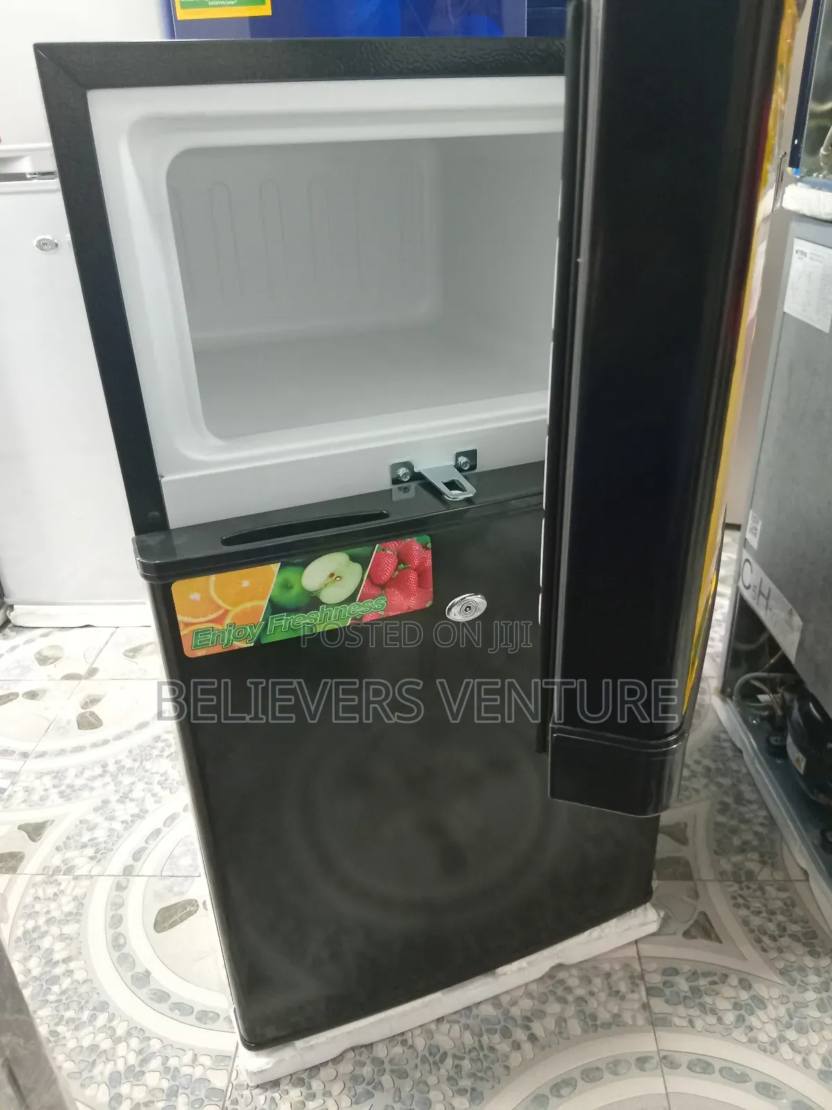 Heavy Dutty 80l Top Freezer 2 Door Fridge Westpool 80l