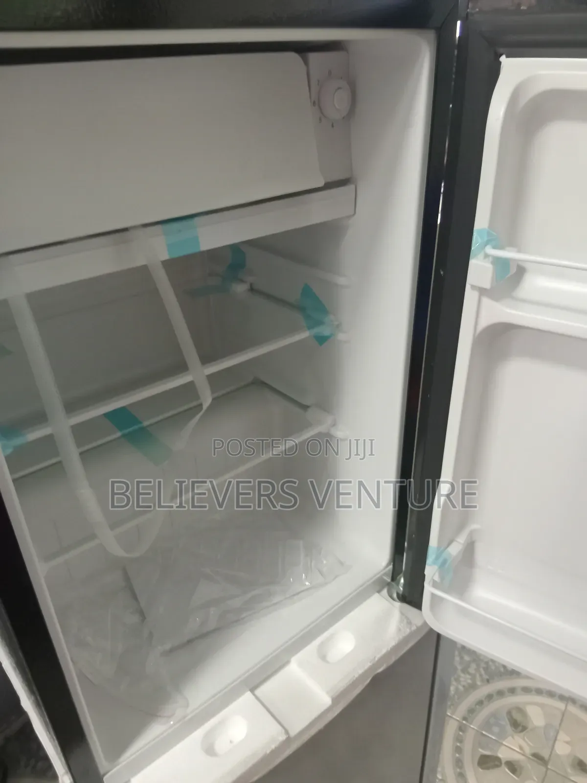 Mini Bedside Wp-105a 72l Westpool Fridge Single Door
