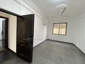 3bdrm Apartment in Lagos Avenue, East Legon for rent