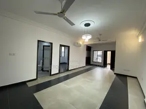 3bdrm Apartment in Lagos Avenue, East Legon for rent