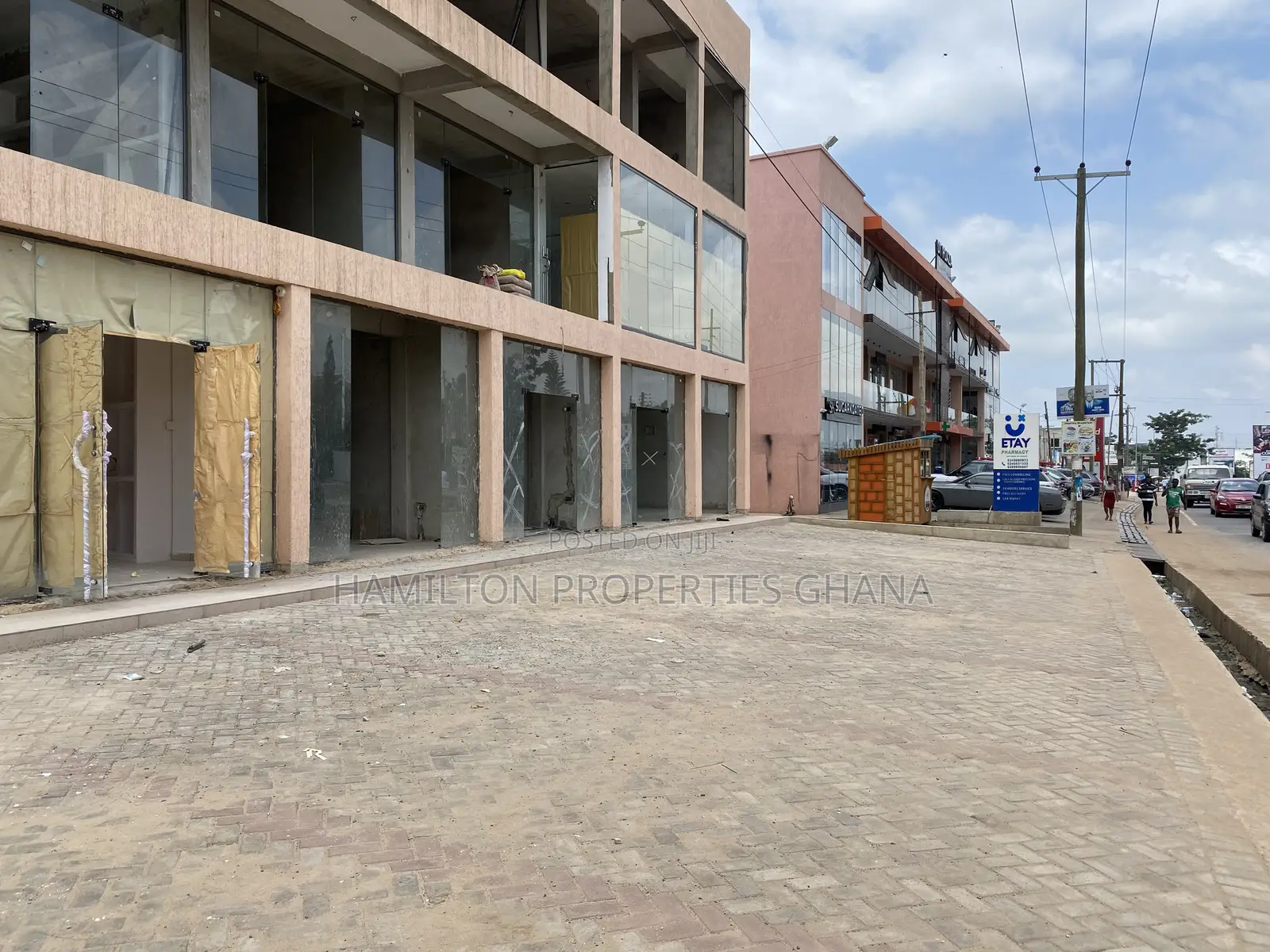 Busy Shops for Rent East Legon 5th Square
