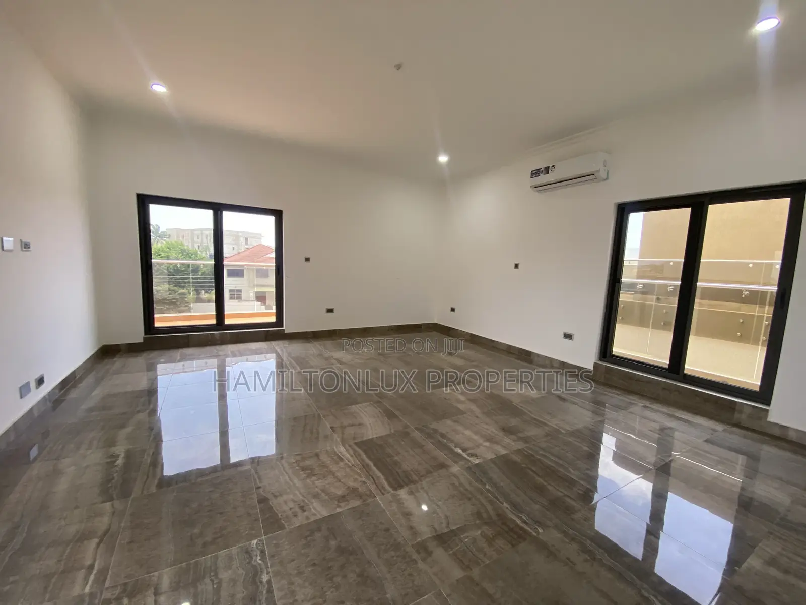 5bdrm Mansion in East Legon Bvld 4 for rent