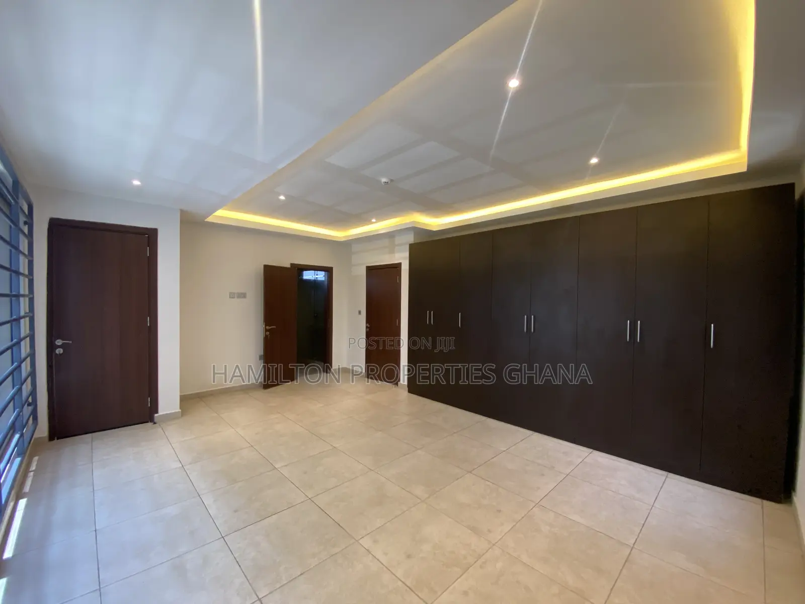 3bdrm Townhouse / Terrace in Lagos Avenue, East Legon for rent