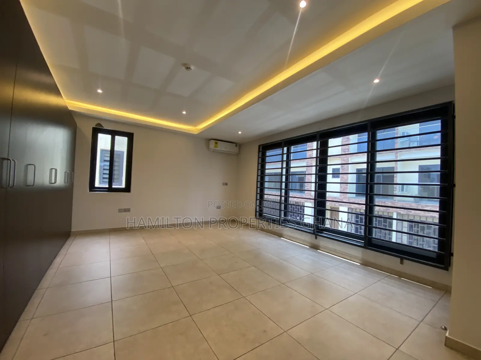 3bdrm Townhouse / Terrace in Lagos Avenue, East Legon for rent