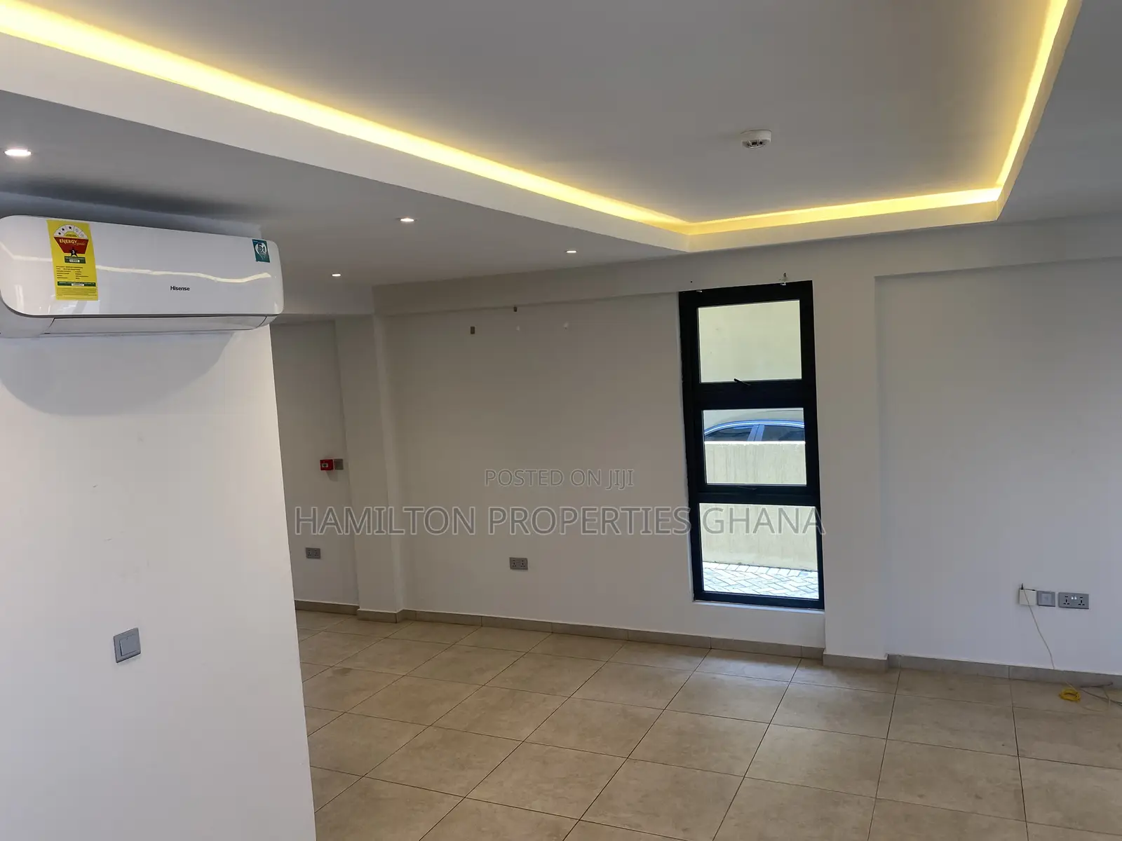 3bdrm Townhouse / Terrace in Lagos Avenue, East Legon for rent