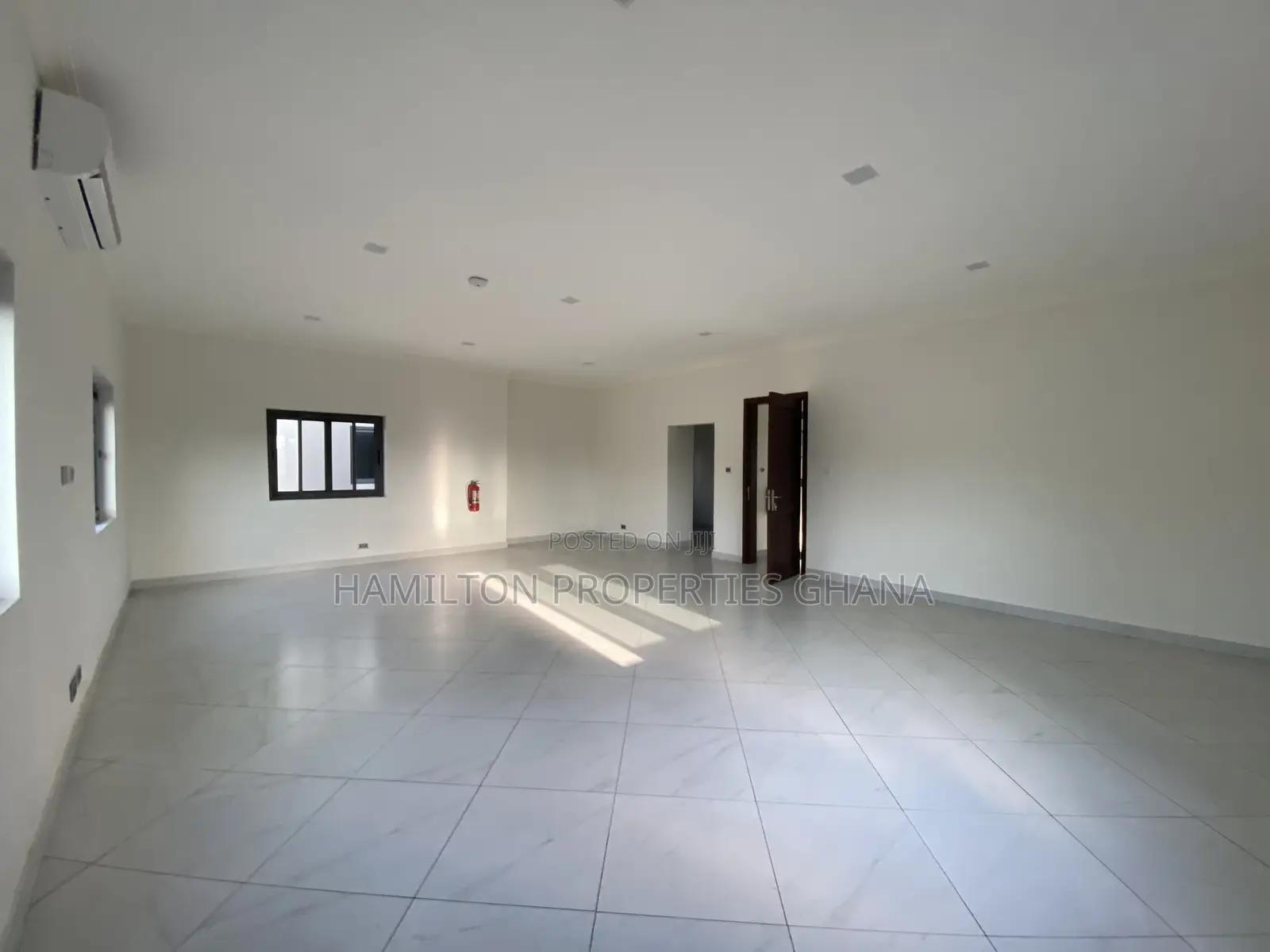 5bdrm Mansion in East Legon, Ghana Link Area for rent