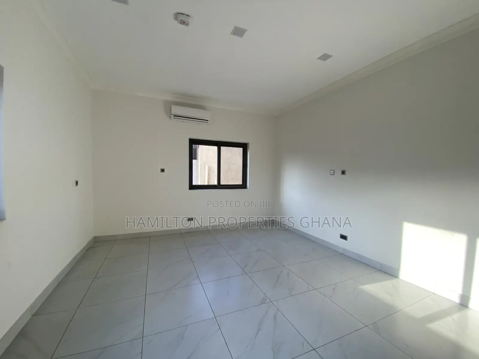 5bdrm Mansion in East Legon, Ghana Link Area for rent