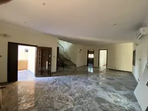 5bdrm Mansion in East Legon, Boundary Road Area for rent