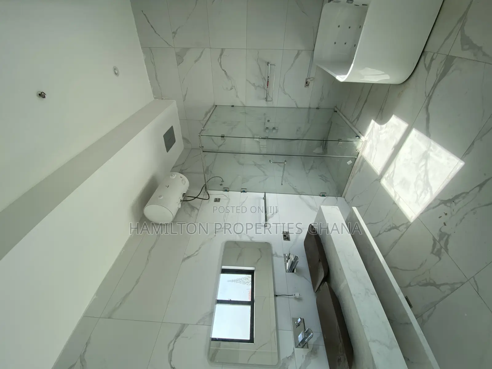 4bdrm Mansion in East Legon 69, Adjiriganor for sale