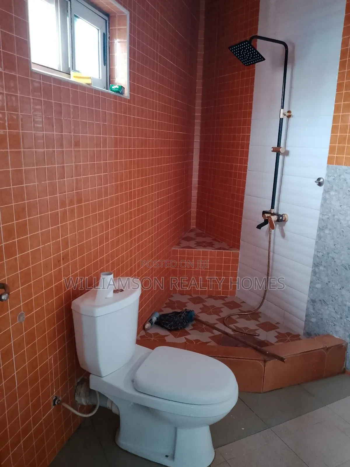 2bdrm Apartment in Community 18 Road, Spintex for rent
