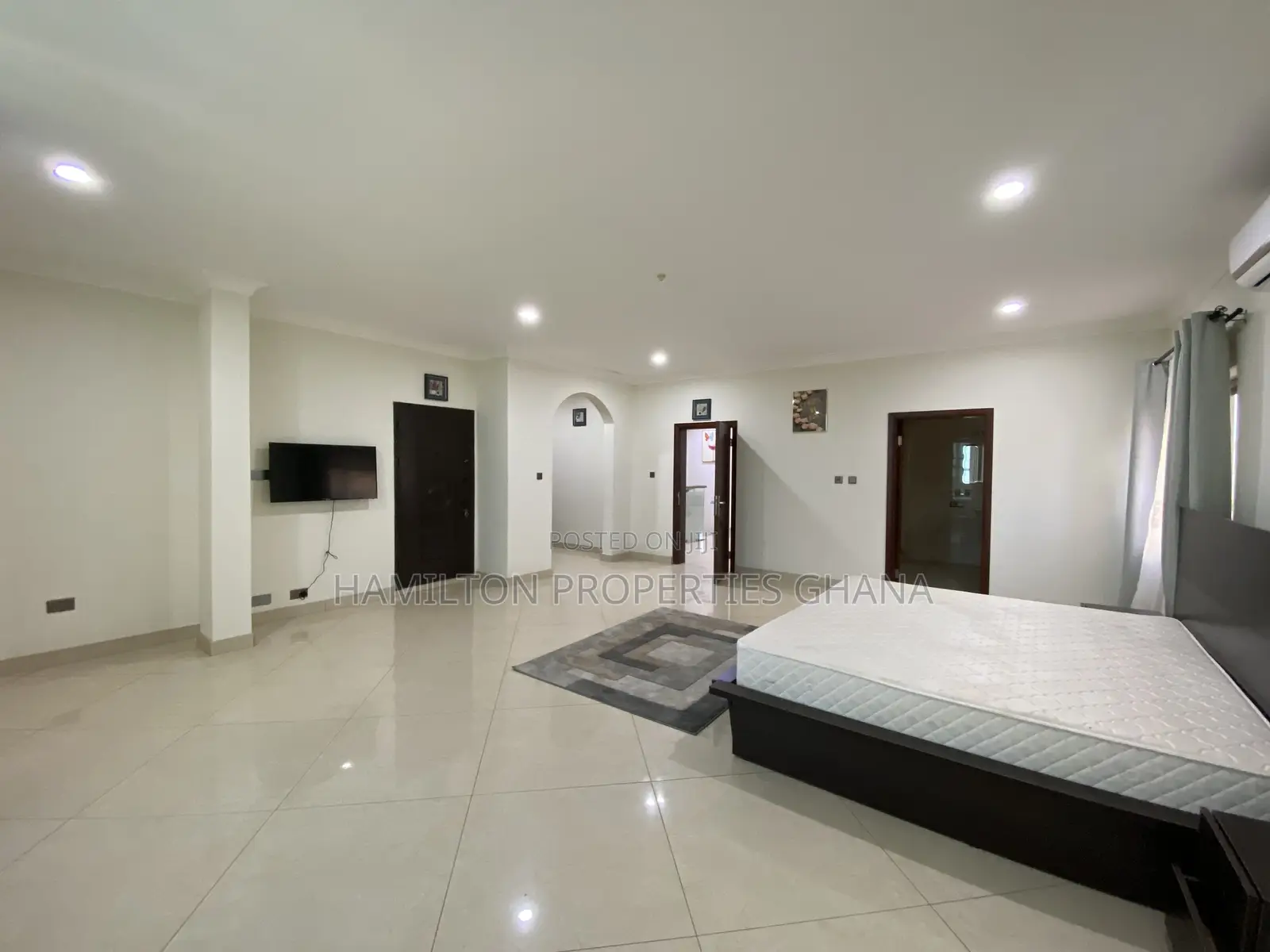 Furnished 5bdrm Mansion in Adjiringanor, Adjiriganor for rent
