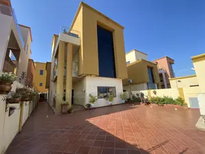 Furnished 5bdrm Mansion in Adjiringanor, Adjiriganor for rent