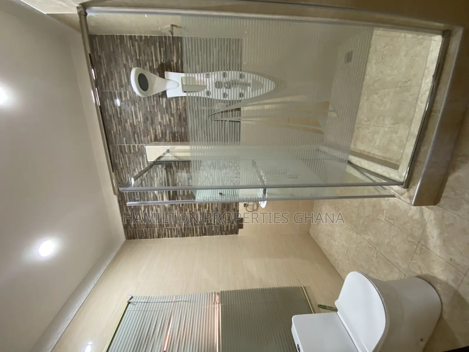 Furnished 5bdrm Mansion in Adjiringanor, Adjiriganor for rent
