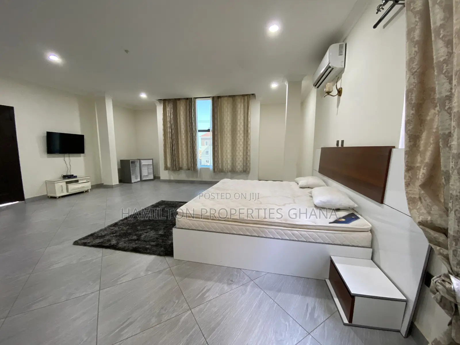 Furnished 5bdrm Mansion in Adjiringanor, Adjiriganor for rent