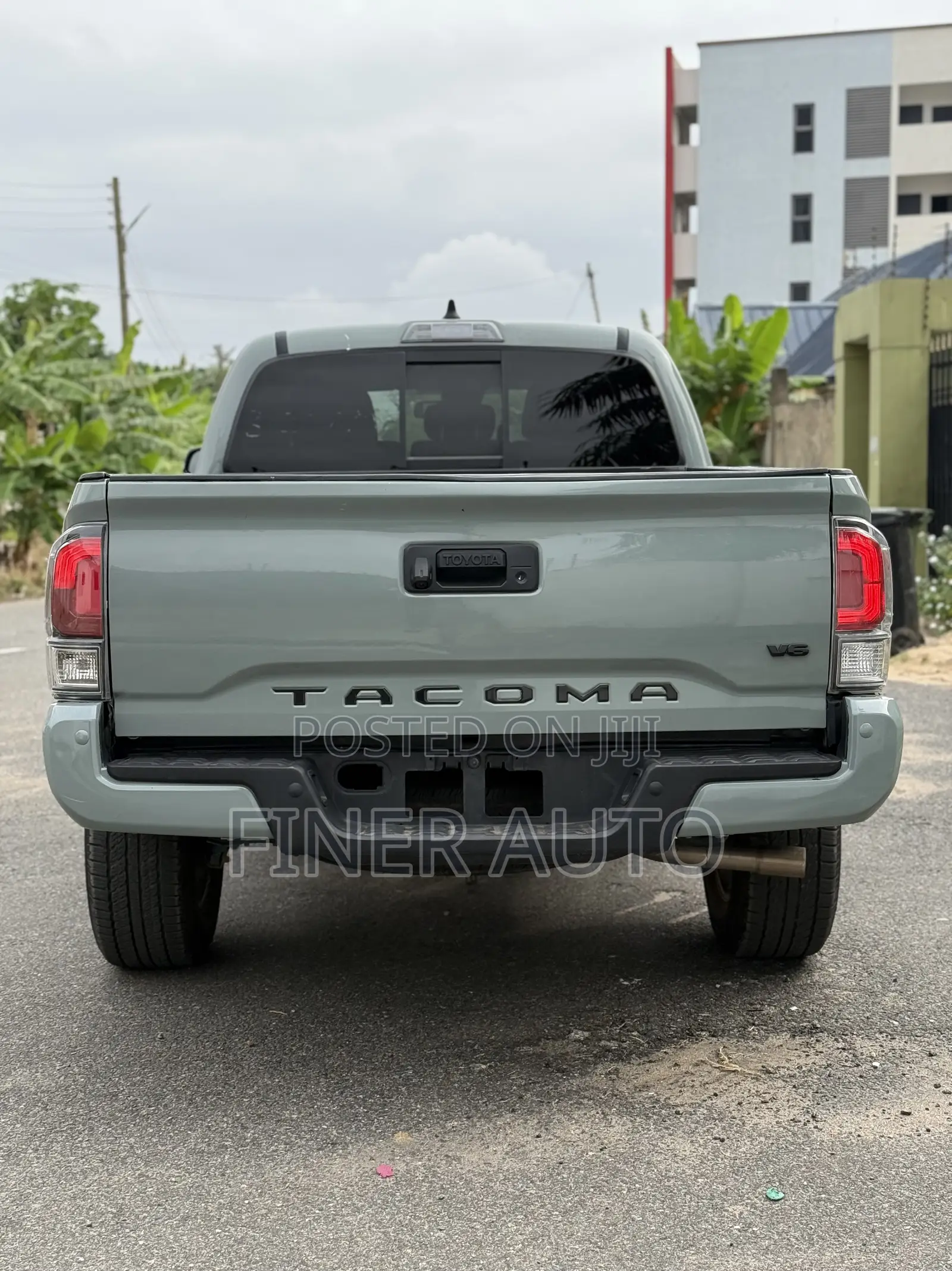 Toyota Tacoma TRD Sport Double Cab 6' Bed V6 AT 2023 Gray