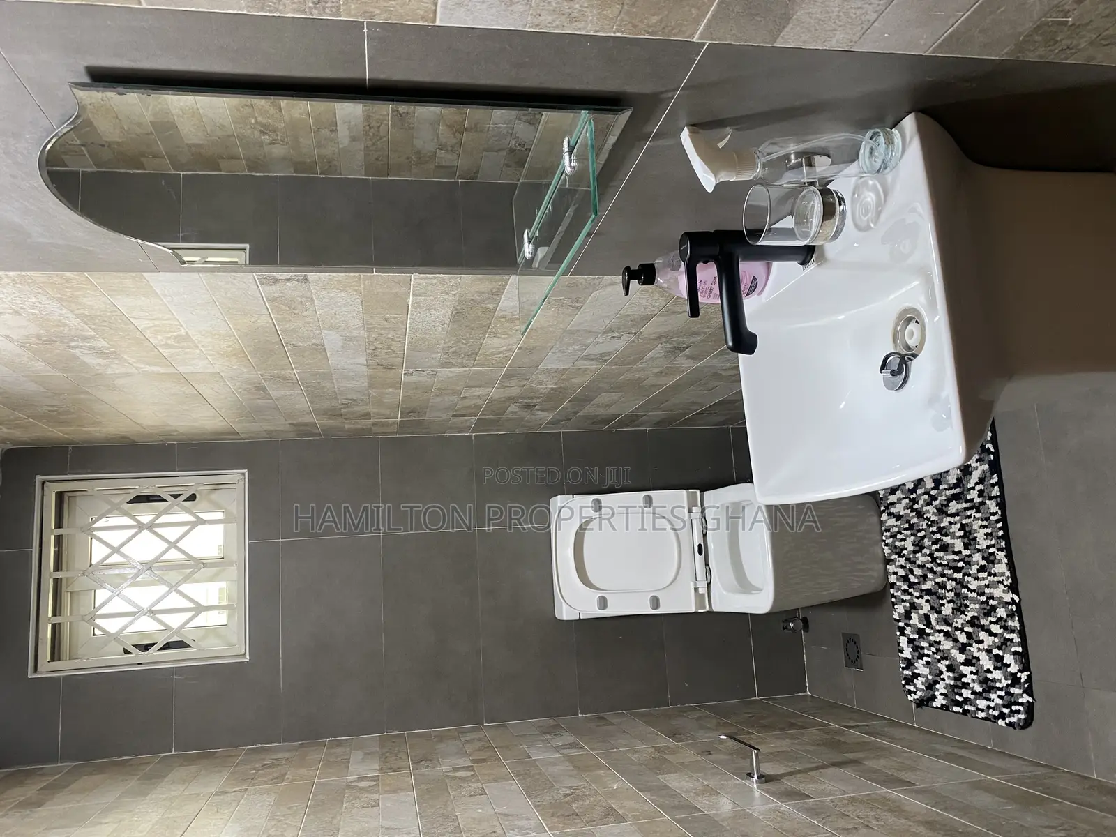 3bdrm Duplex in Adjiringano Refinery, Otano for rent