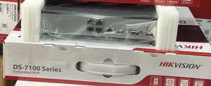 Hikvision Ds-7104ni-Q1/4p/M Embedded Poe NVR Ds-7100 Series