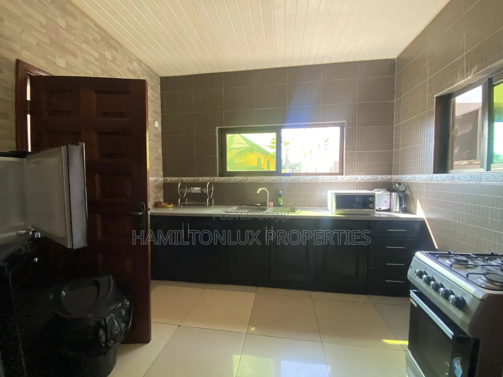 Furnished 3bdrm Apartment in Cantonments, US Embassy Area for rent