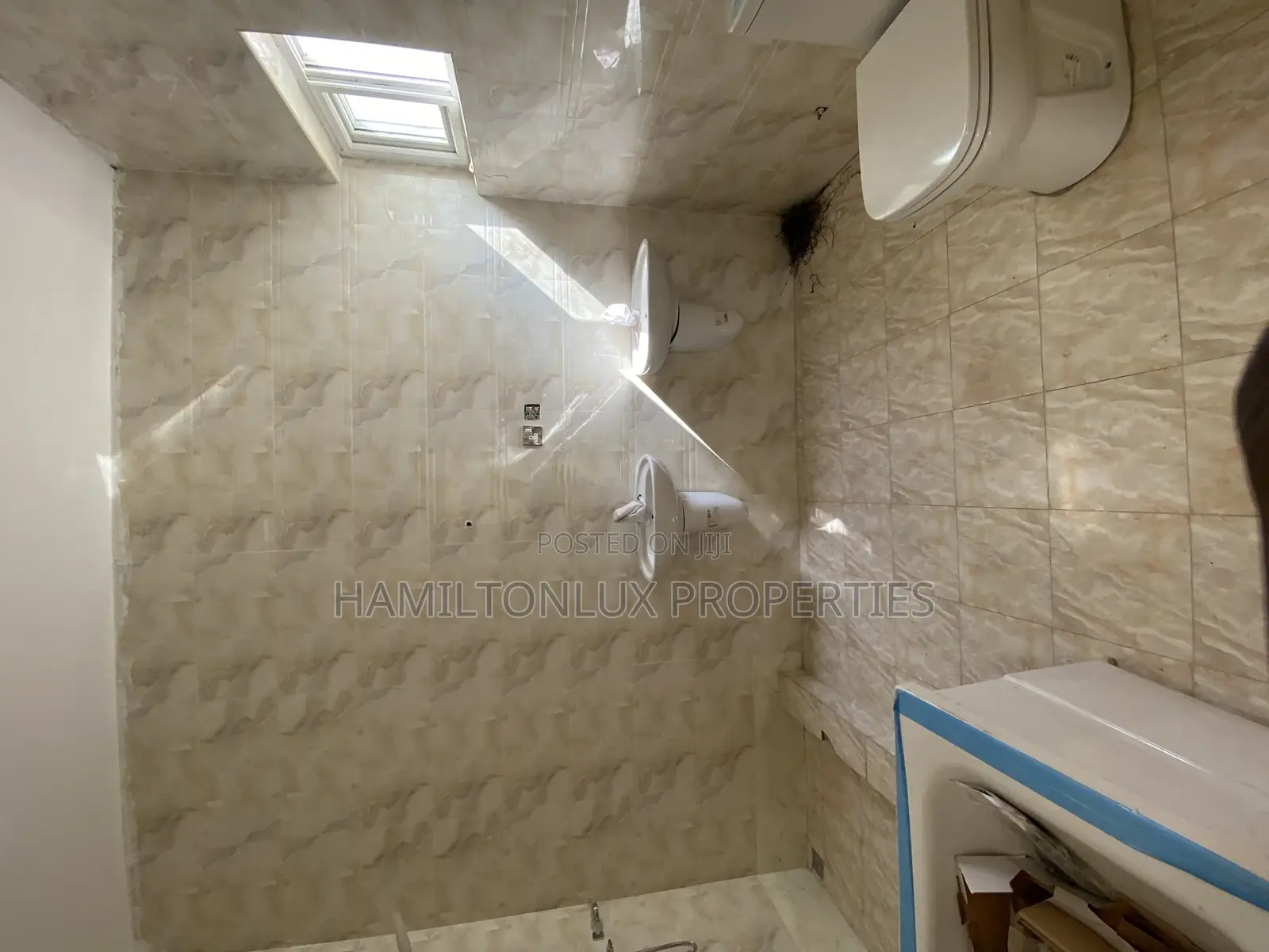 3bdrm Townhouse / Terrace in Cantonments, US Embassy Area for rent