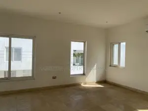 3bdrm Townhouse / Terrace in Cantonments, US Embassy Area for rent