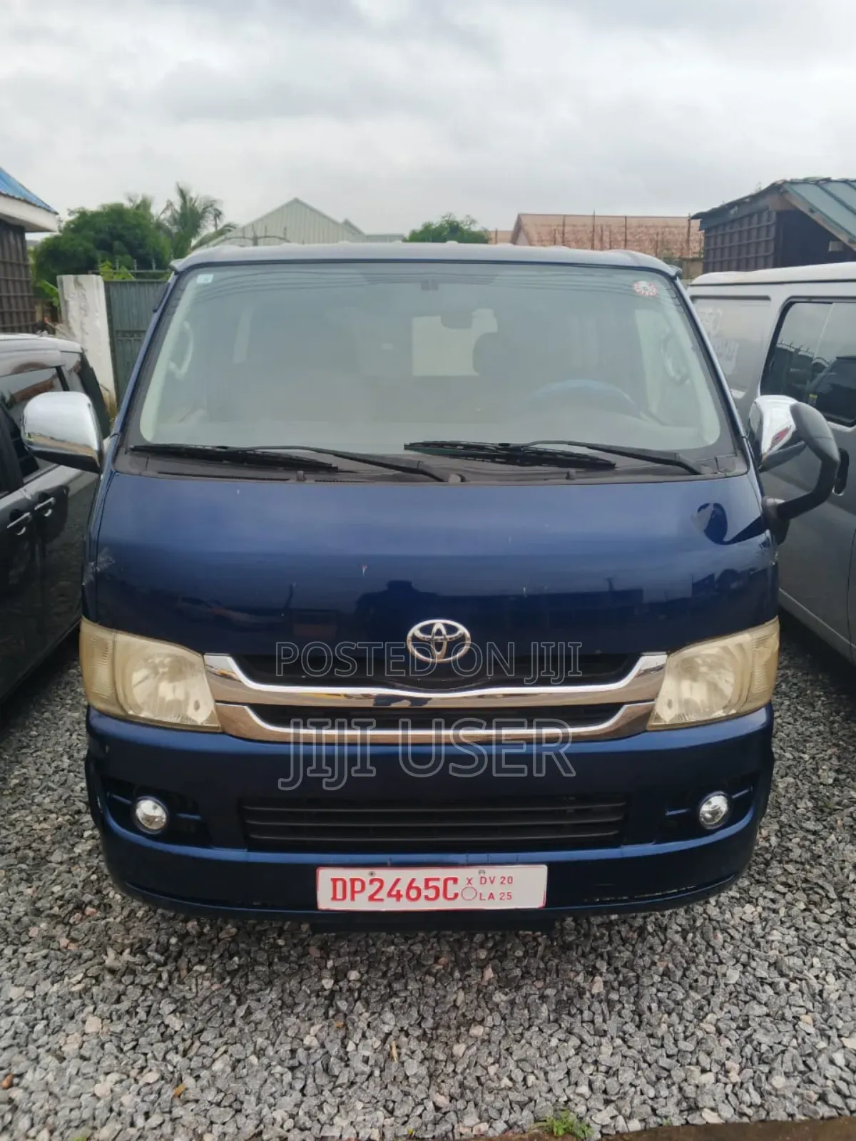 Toyota HiAce 2009 Blue