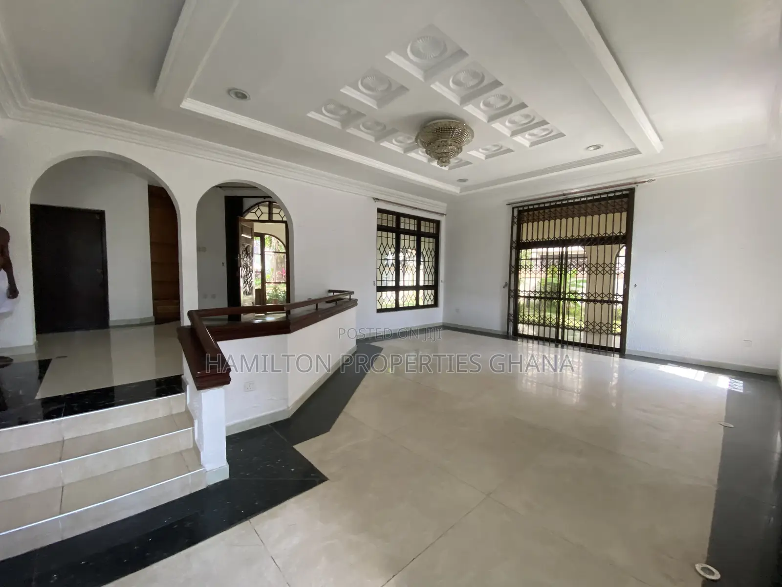 6bdrm House in Cantonments, US Embassy Area for rent