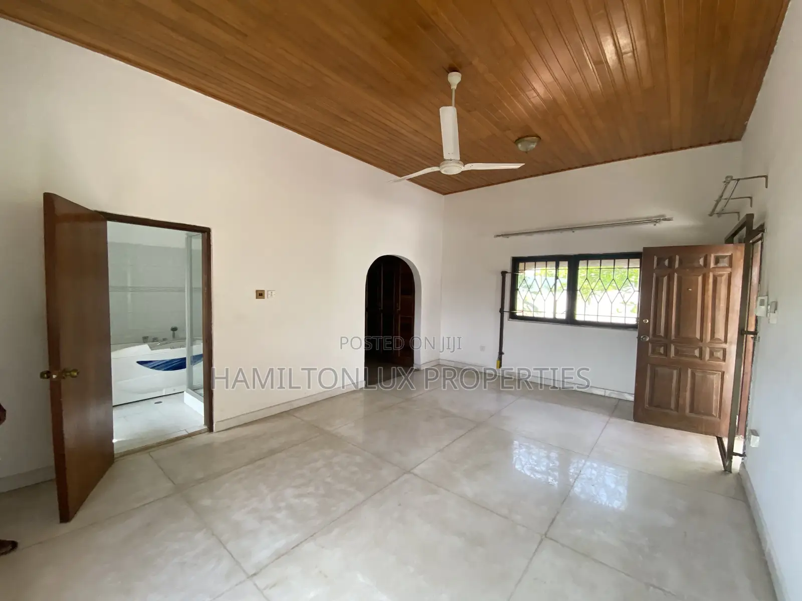 6bdrm House in Cantonments, US Embassy Area for rent