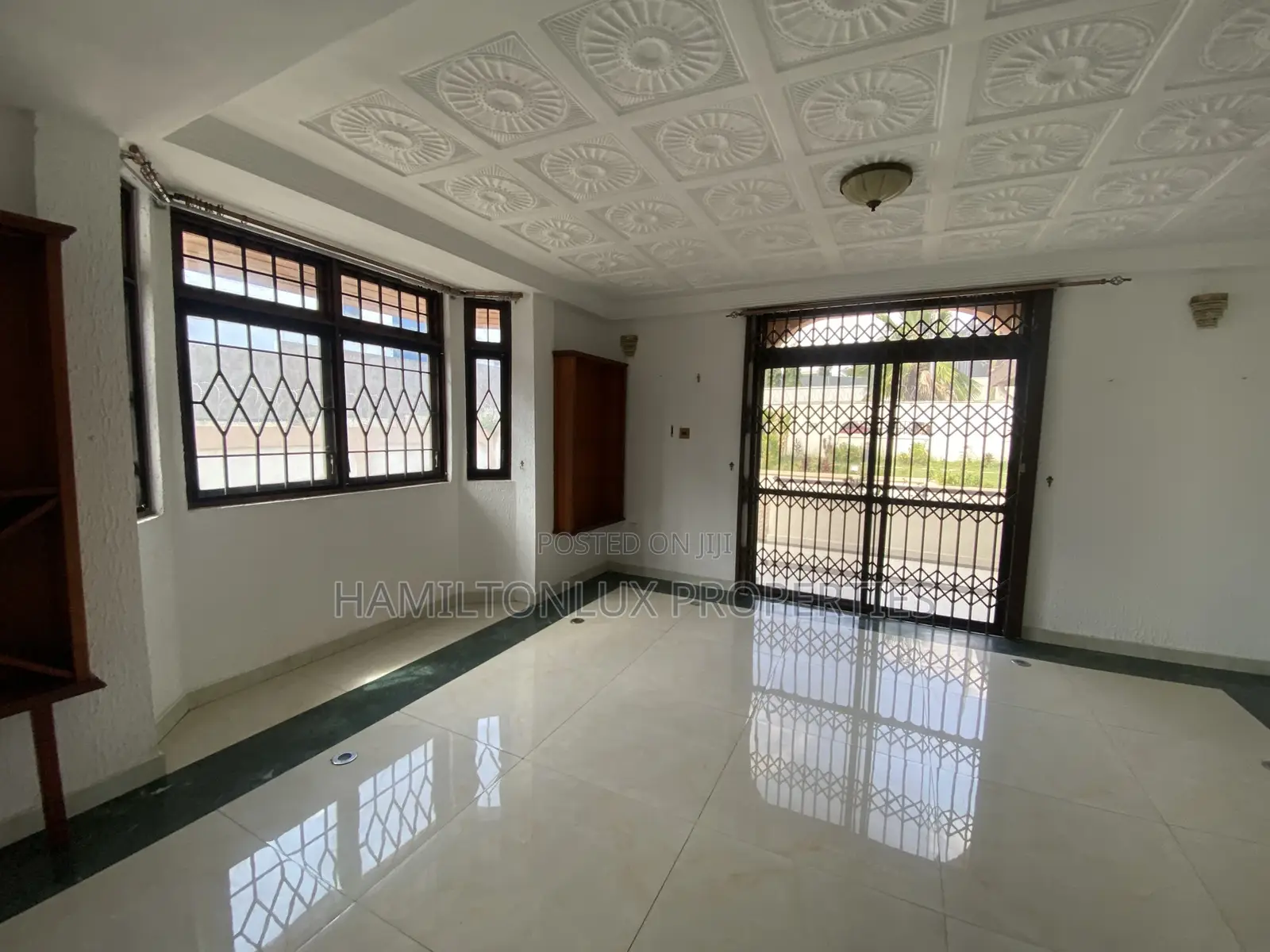 6bdrm House in Cantonments, US Embassy Area for rent