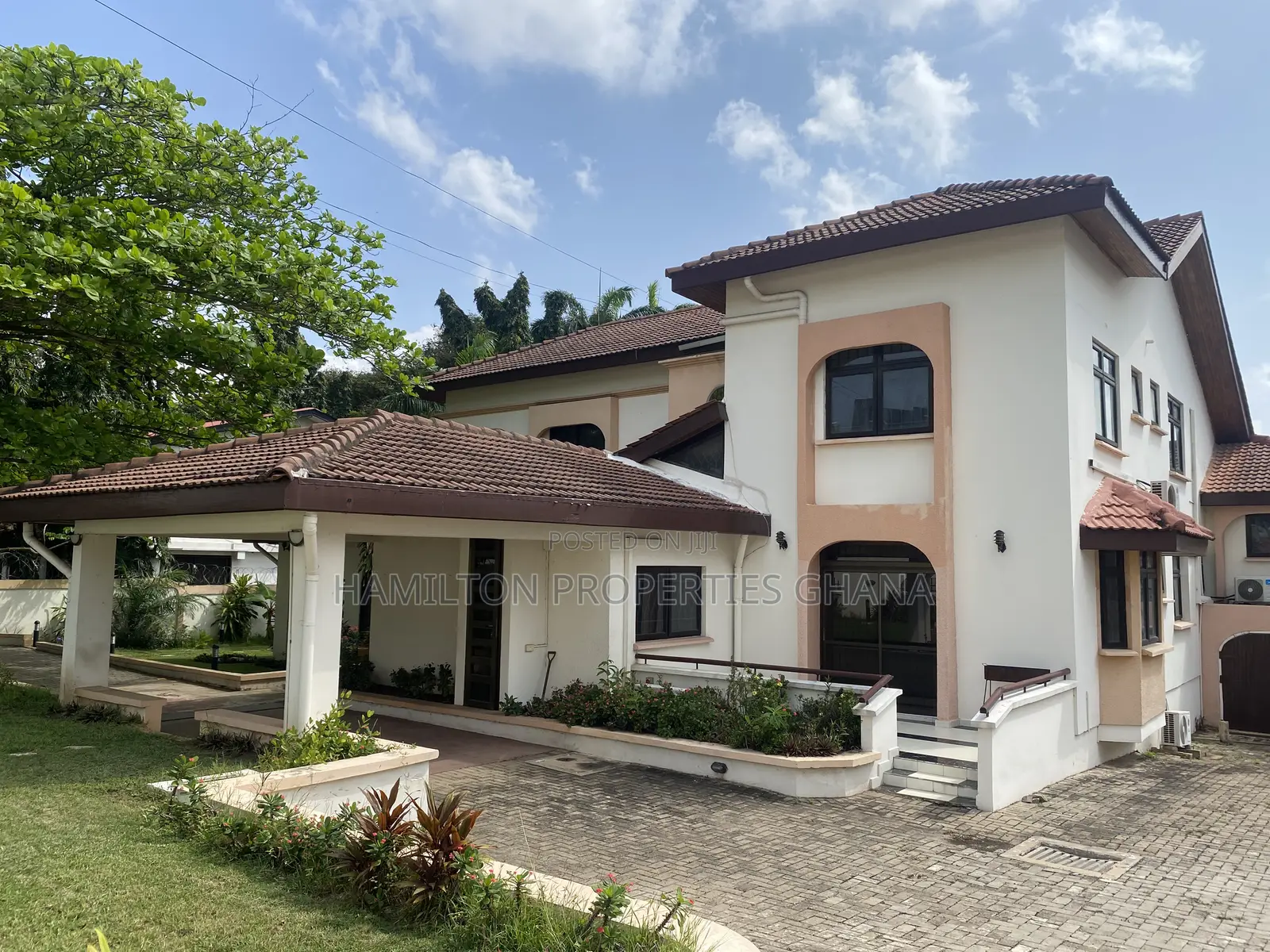 6bdrm House in Cantonments, US Embassy Area for rent