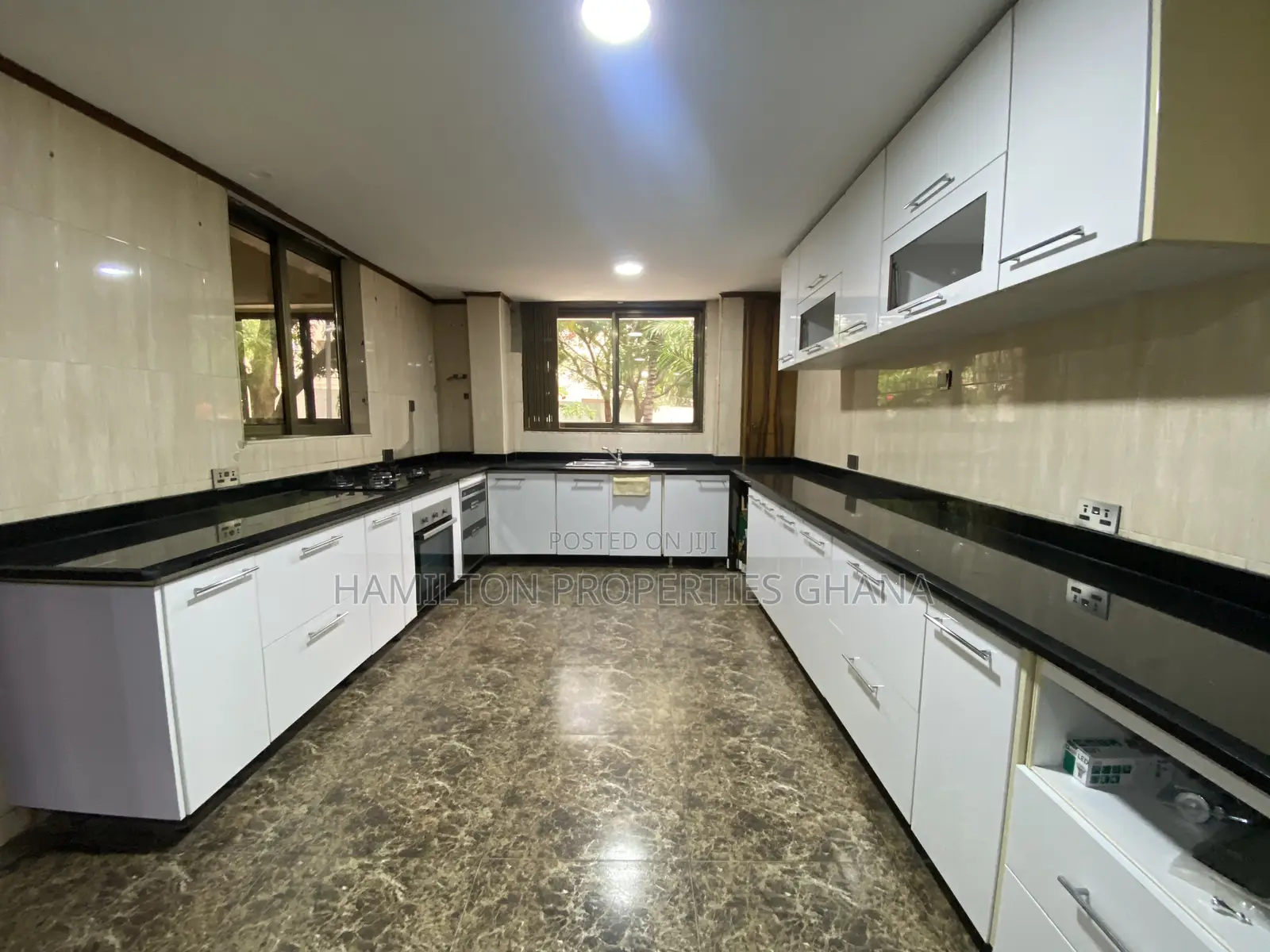 8bdrm Farm House in Cantonments, US Embassy Area for rent