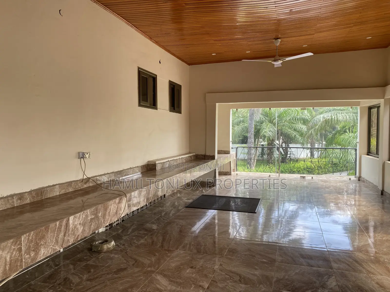 8bdrm Farm House in Cantonments, US Embassy Area for rent