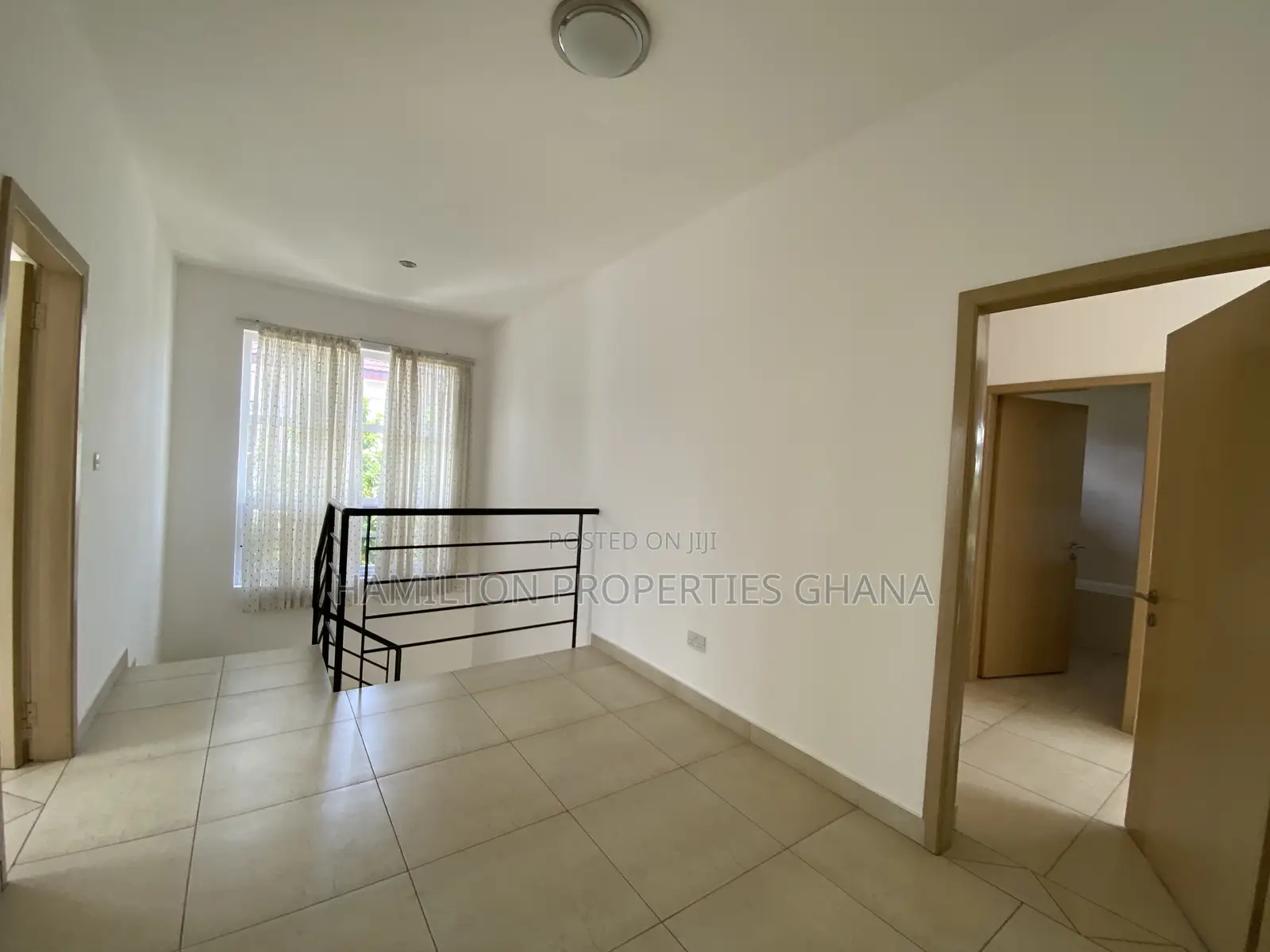 4bdrm Townhouse / Terrace in East Legon, American House for rent