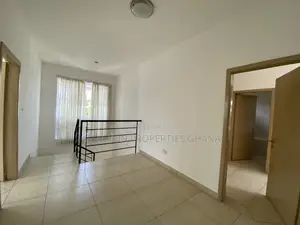 4bdrm Townhouse / Terrace in East Legon, American House for rent
