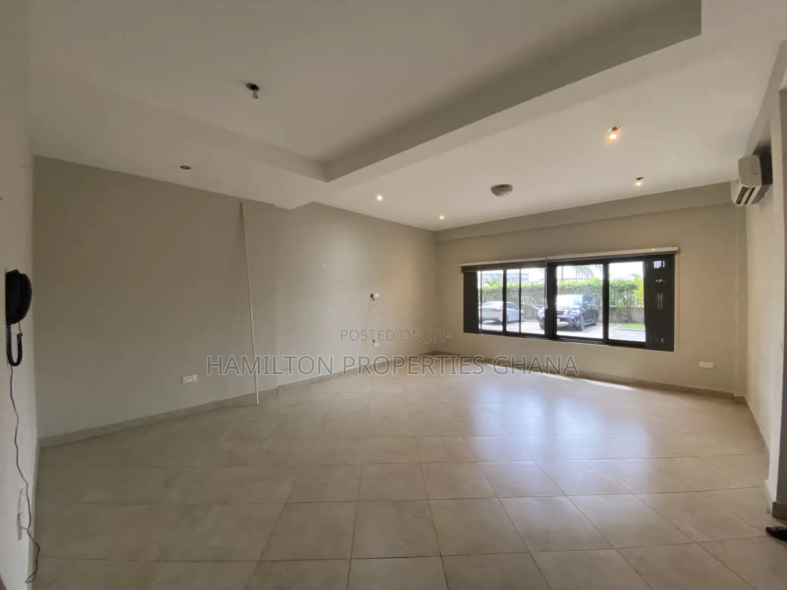 4bdrm Townhouse / Terrace in East Legon, American House for rent