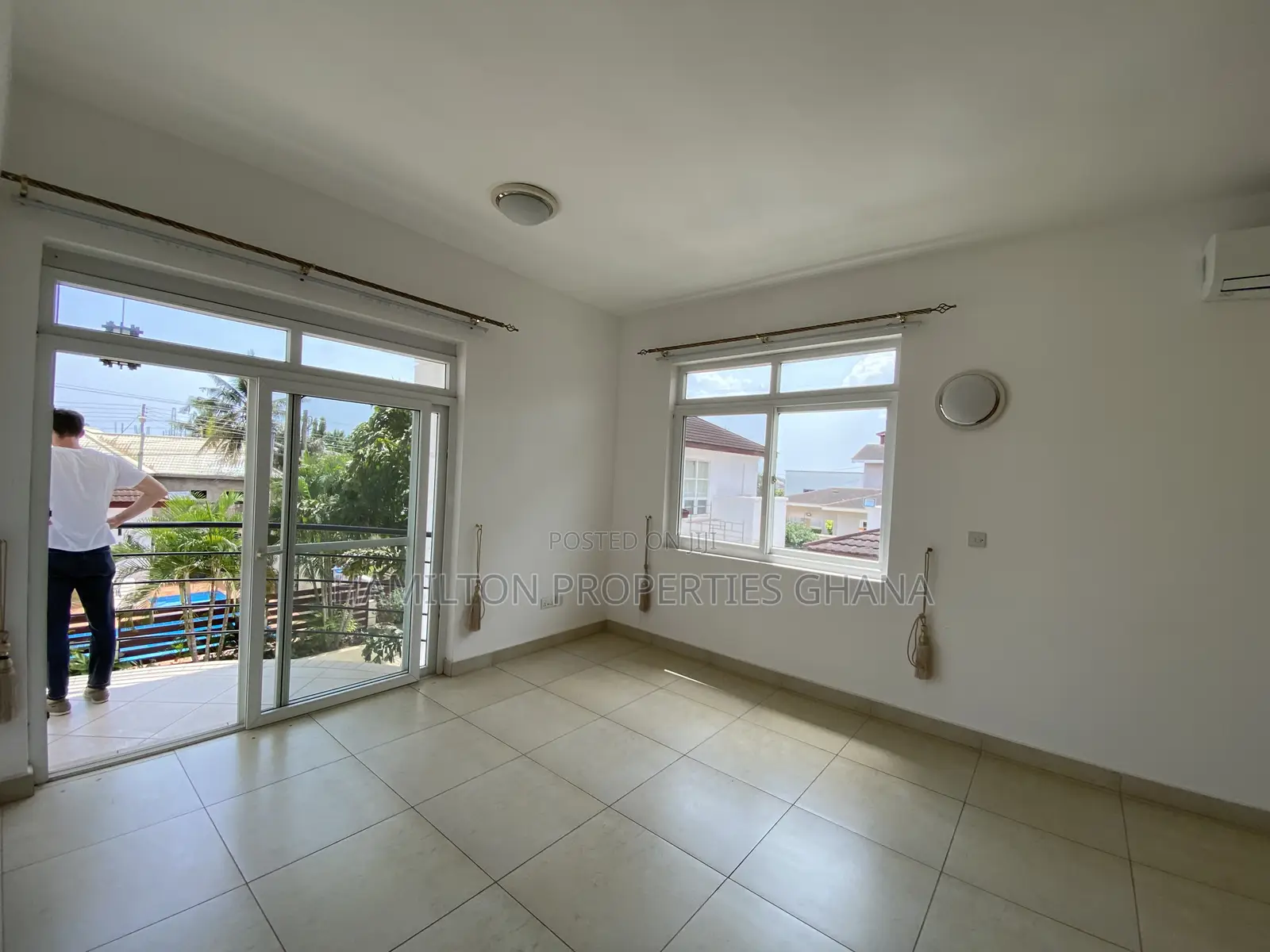 4bdrm Townhouse / Terrace in East Legon, American House for rent