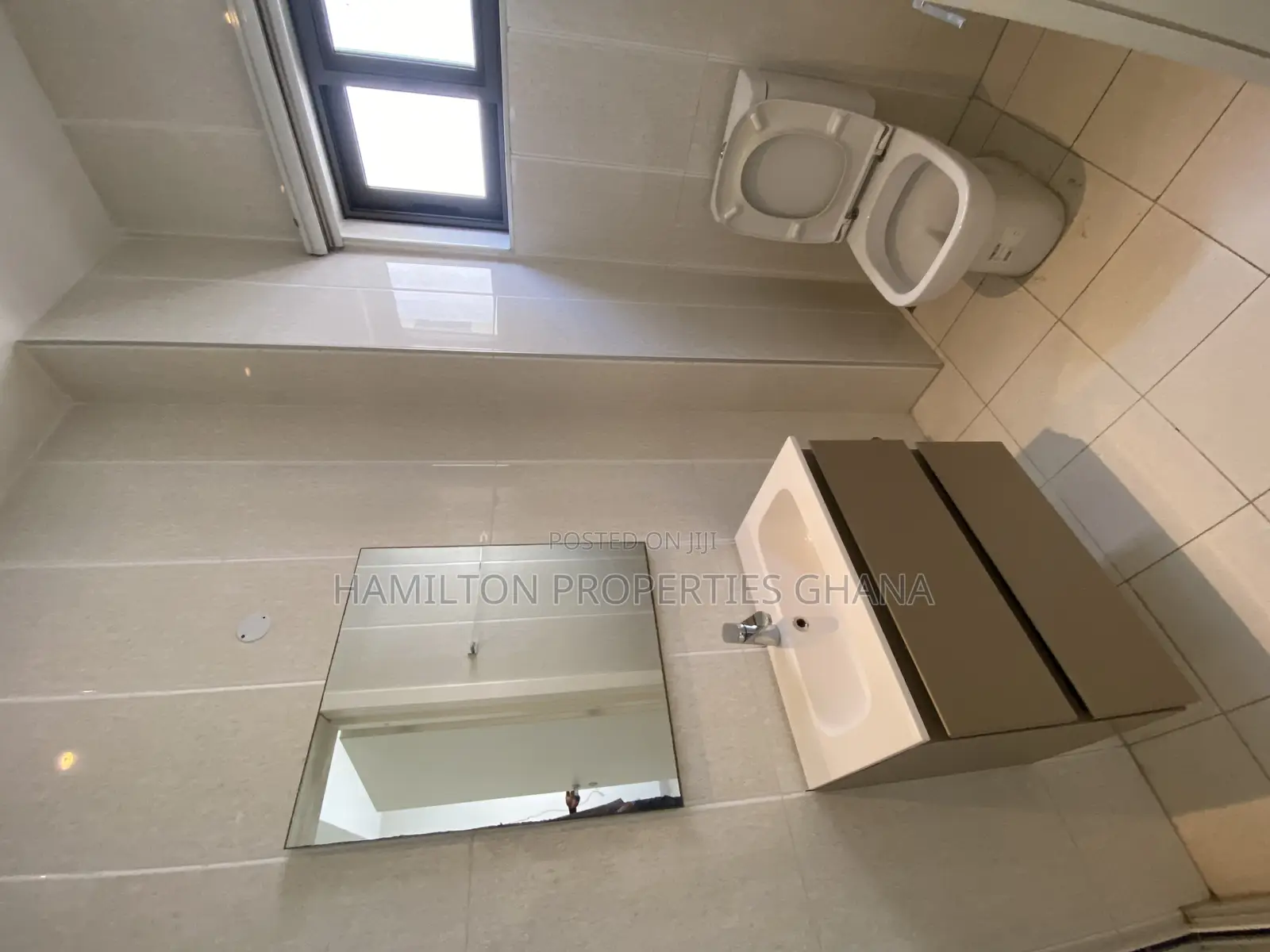 4bdrm Townhouse / Terrace in East Legon, American House for rent
